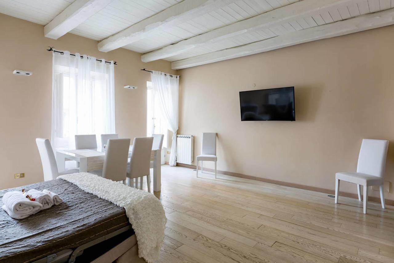 Apartment Piazza Del Popolo Rome